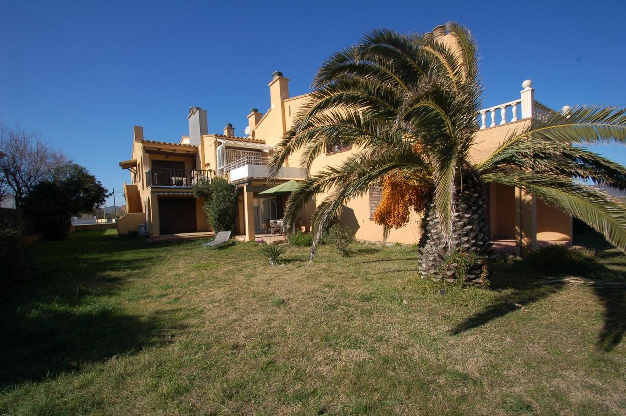 Llevant - Mas Pinell Torroella de Montgrí Exterior foto